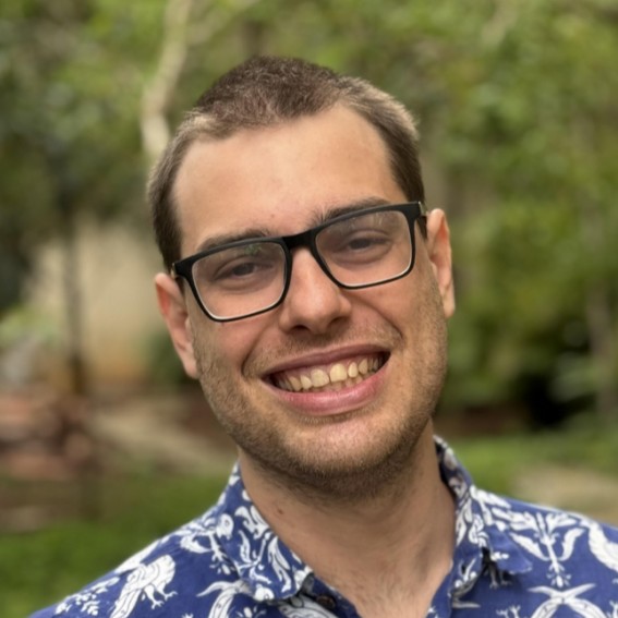photo of Tiago Lubiana